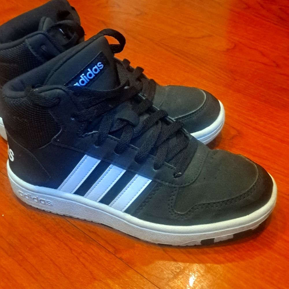 Boys Adidas Hoops